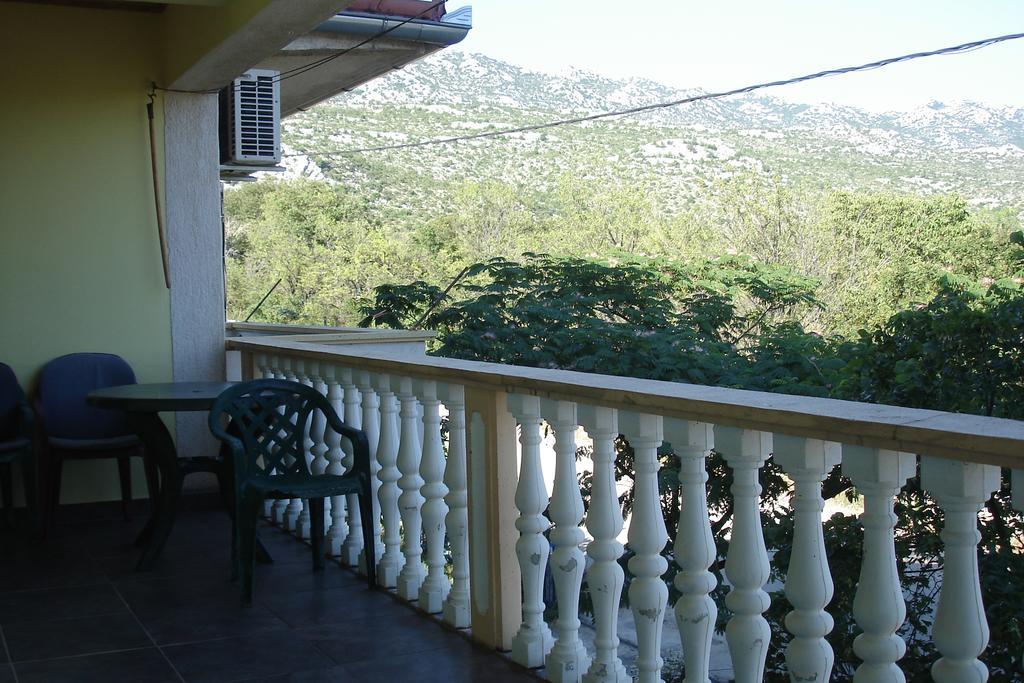 Apartments Cico Starigrad Paklenica Exterior foto